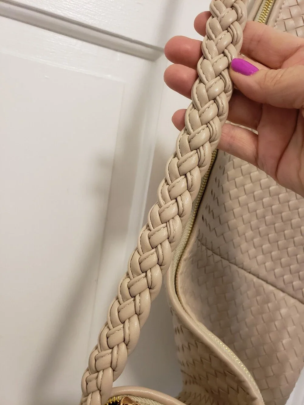 NWOT Anthropologie Melie Bianco Large Crescent Shaped Slouch Shoulder Bag, Beige
